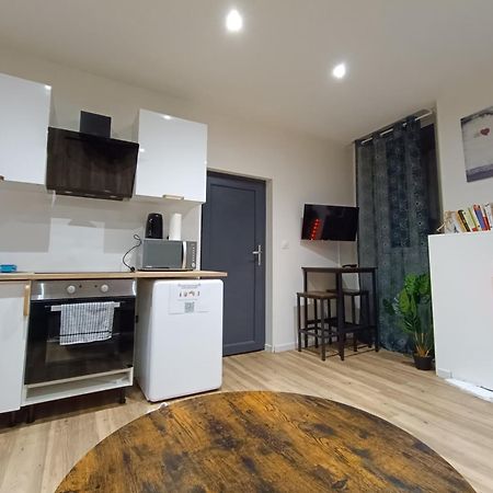 Appartamento Le Puits Du Bourg Nevers Esterno foto