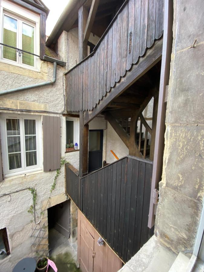Appartamento Le Puits Du Bourg Nevers Esterno foto