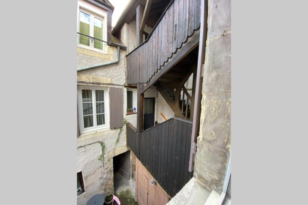 Appartamento Le Puits Du Bourg Nevers Esterno foto