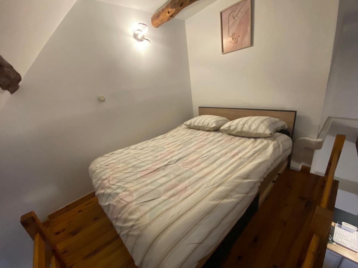 Appartamento Le Puits Du Bourg Nevers Esterno foto
