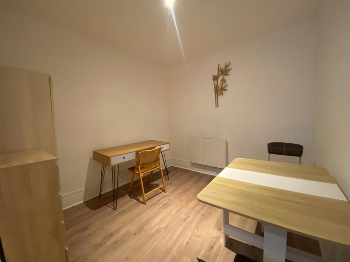 Appartamento Le Puits Du Bourg Nevers Esterno foto