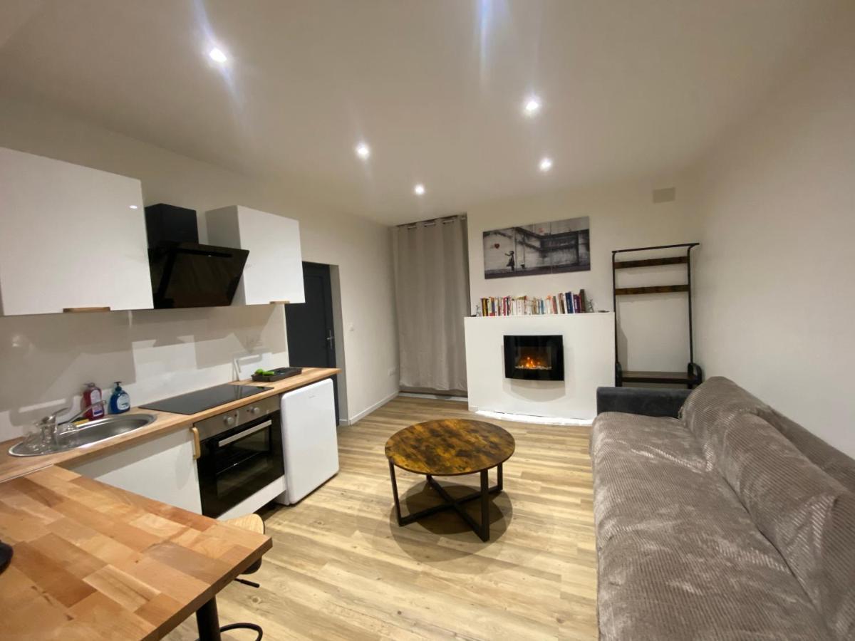 Appartamento Le Puits Du Bourg Nevers Esterno foto