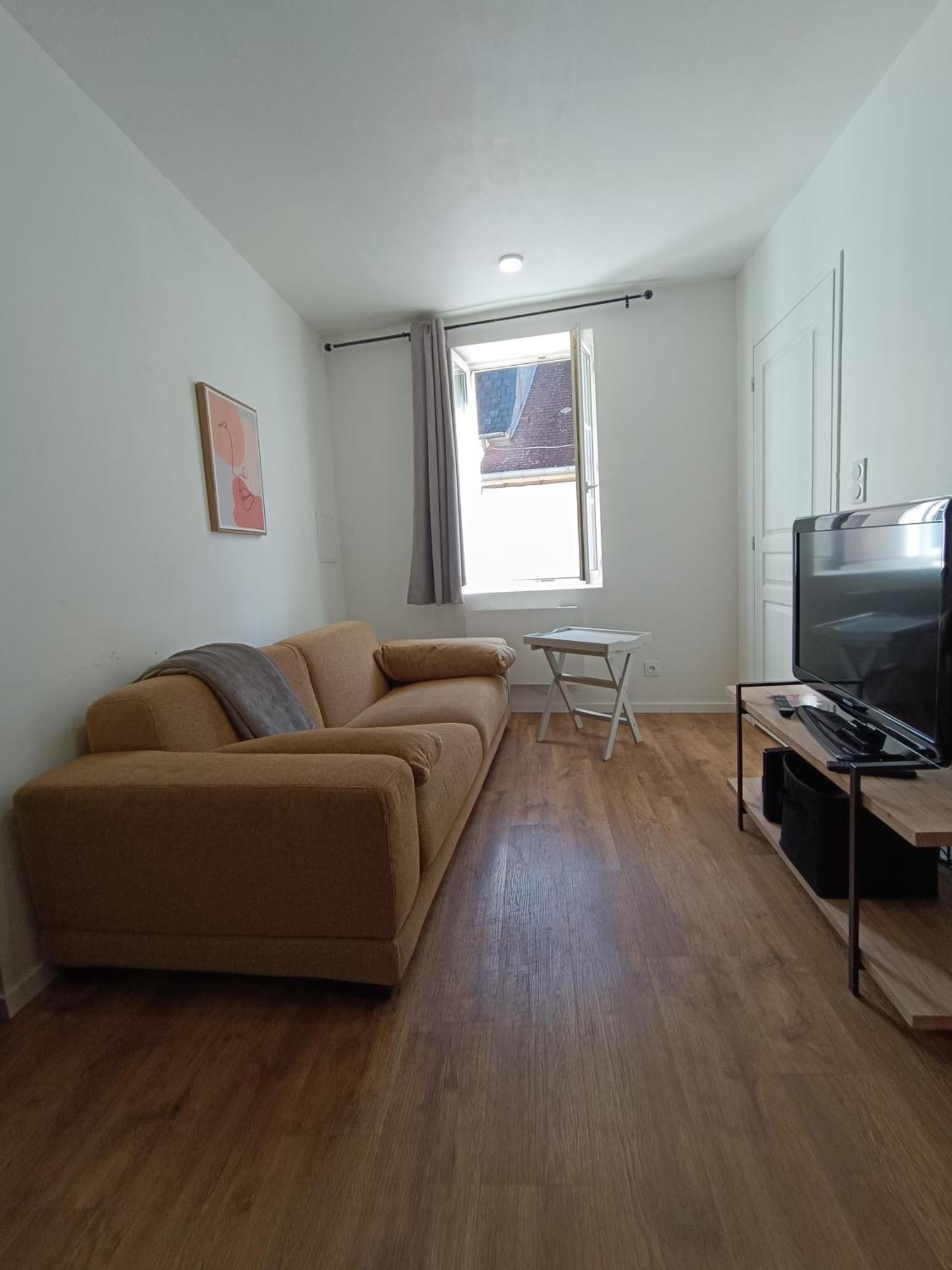 Appartamento Le Puits Du Bourg Nevers Esterno foto